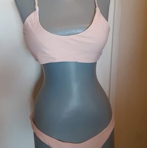 You Di An Womens 2 piece swimwear size X Large, new with tags.